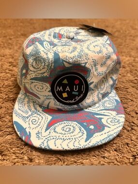 Maui & Sons “Shark!” Flip-Up Hat
